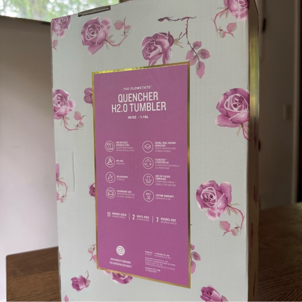 Stanley✨🩷🌸 LoveShackFancy Rose Tumbler - Picture 6 of 6